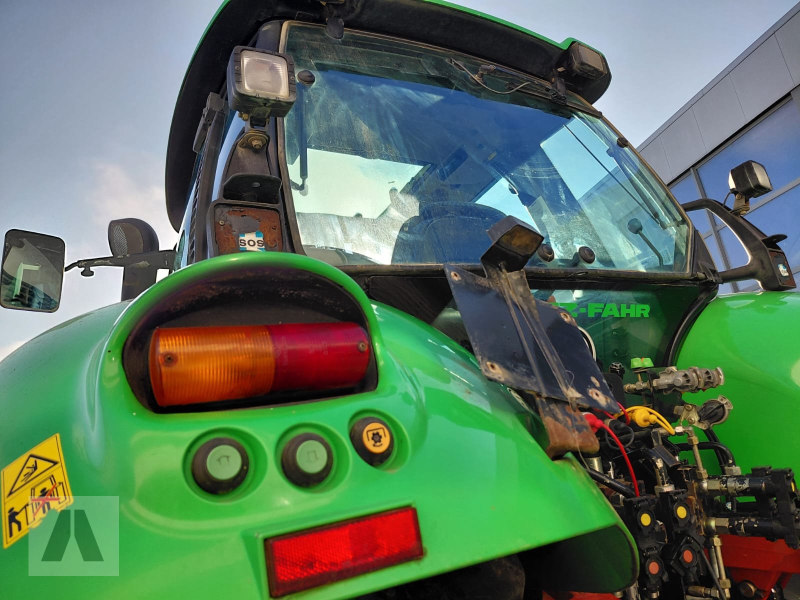 Traktor типа Deutz Agrotron 150 MK3, Gebrauchtmaschine в Regensburg (Фотография 9)