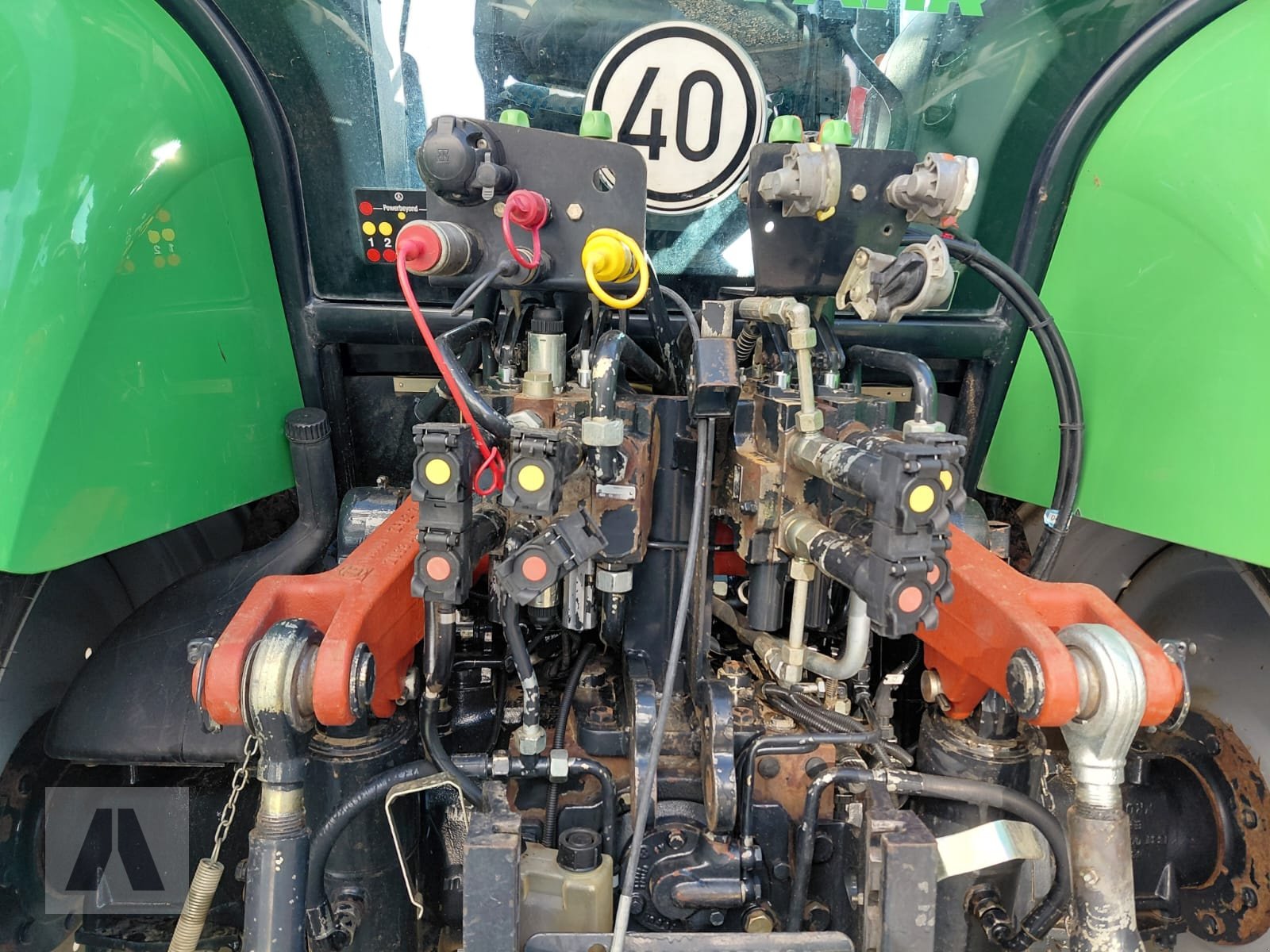 Traktor типа Deutz Agrotron 150 MK3, Gebrauchtmaschine в Regensburg (Фотография 10)