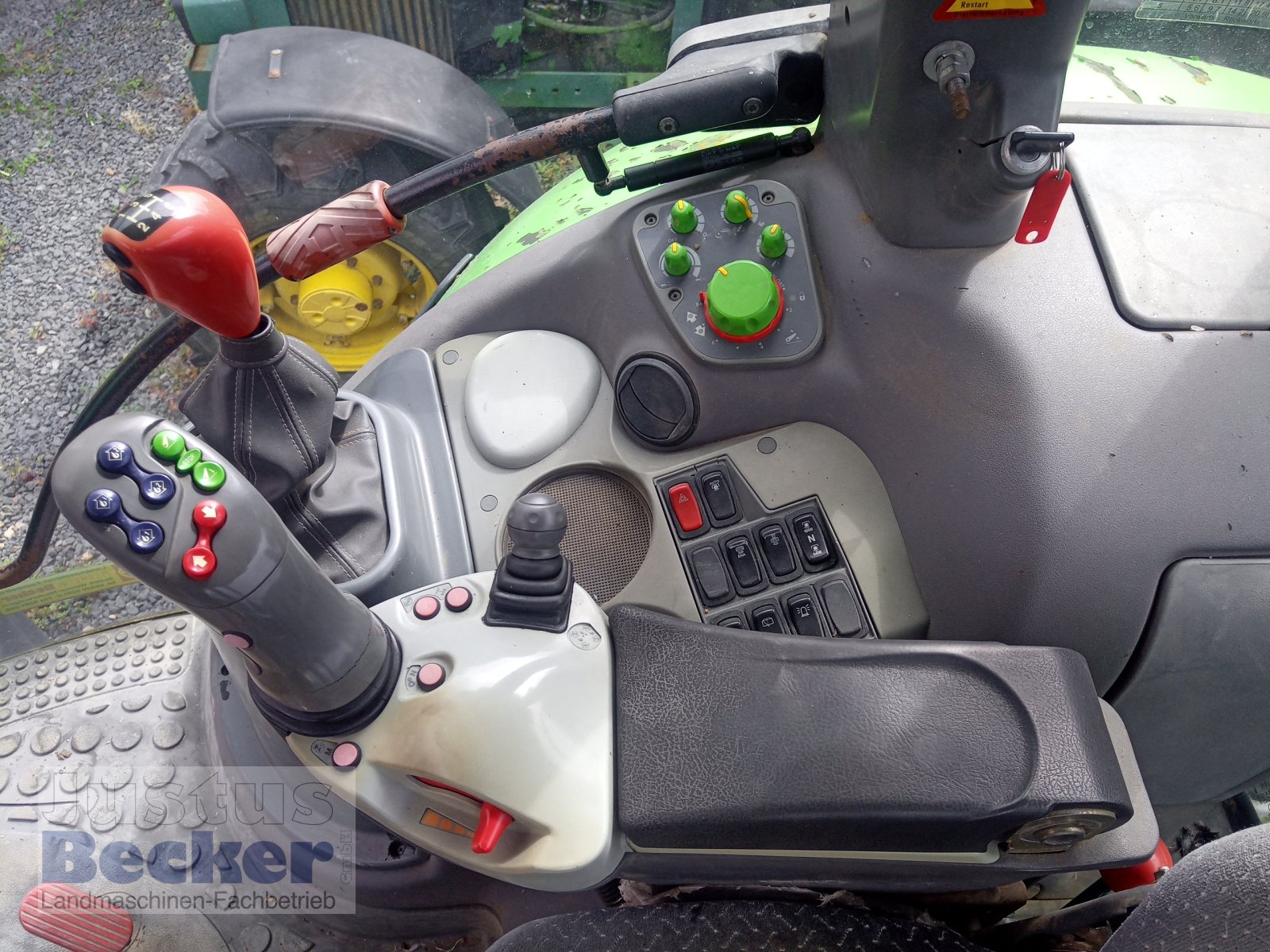 Traktor от тип Deutz Agrotron 210, Gebrauchtmaschine в Weimar-Niederwalgern (Снимка 8)