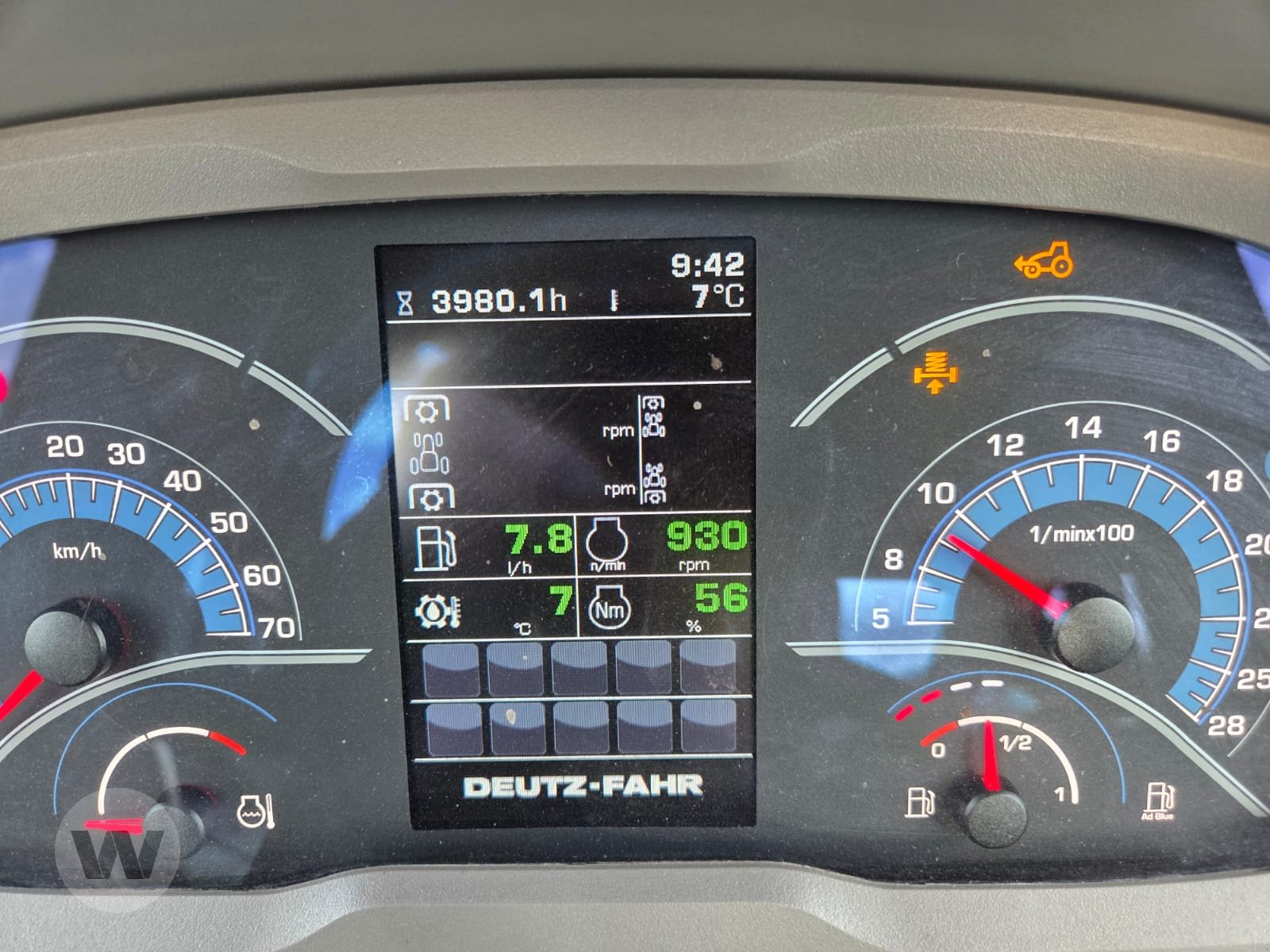 Traktor des Typs Deutz Agrotron 6155 TTV, Gebrauchtmaschine in Börm (Bild 9)