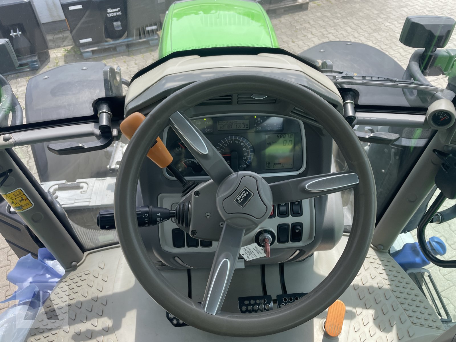 Traktor del tipo Deutz agrotron 6190 C-Shift, Gebrauchtmaschine In Eggenfelden (Immagine 18)