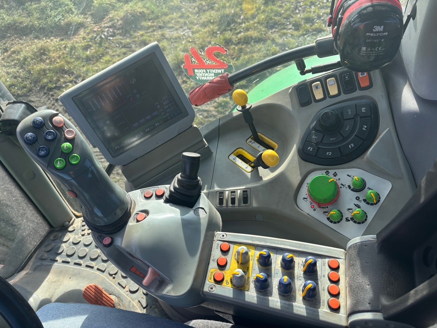 Traktor des Typs Deutz Agrotron 630 TTV, Gebrauchtmaschine in Petersberg (Bild 9)