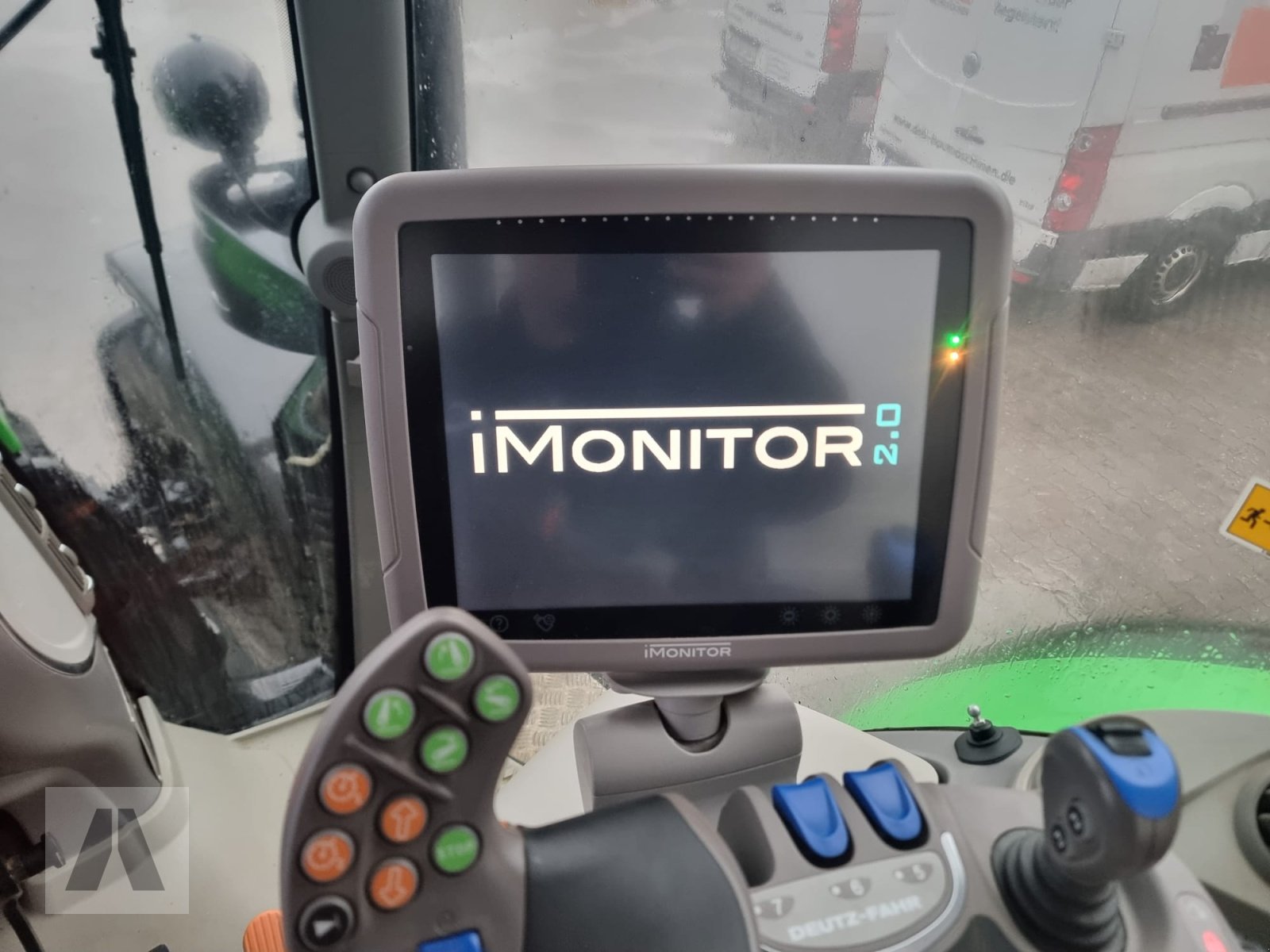 Traktor от тип Deutz Agrotron 7250 TTV, Gebrauchtmaschine в Regensburg (Снимка 20)