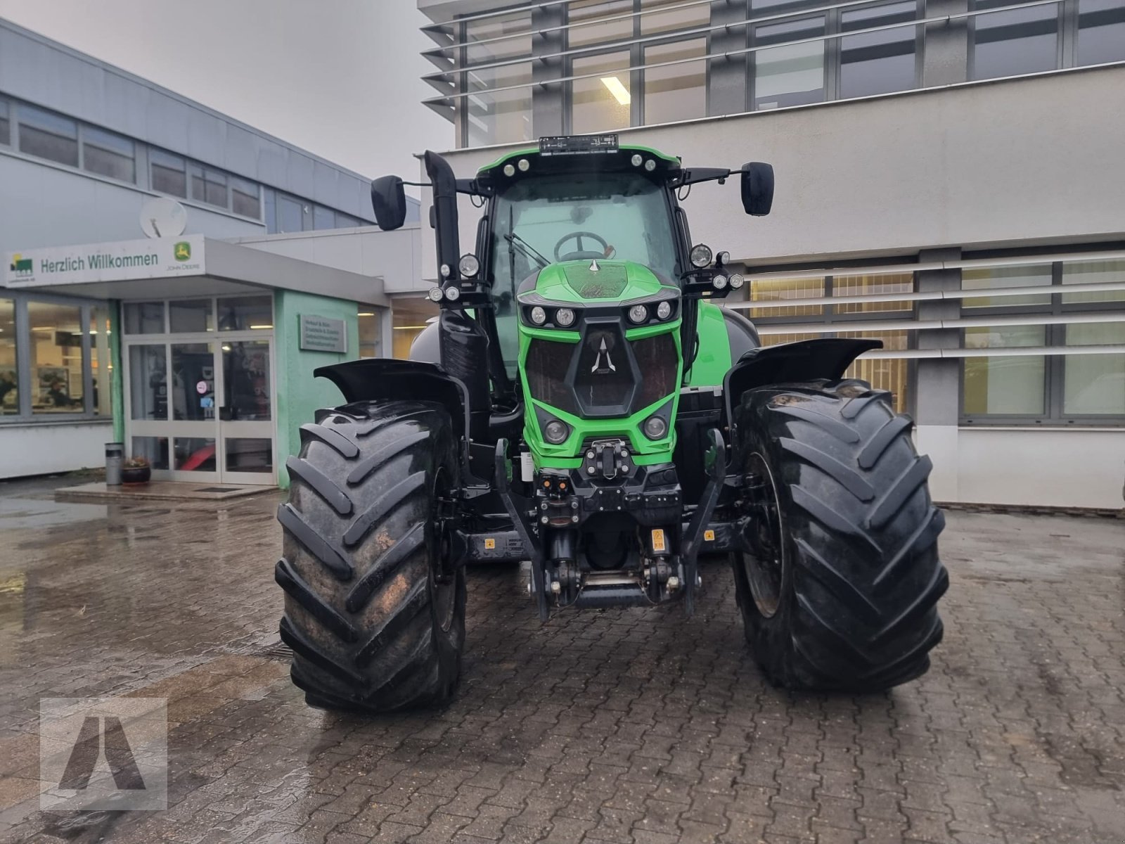 Traktor от тип Deutz Agrotron 7250 TTV, Gebrauchtmaschine в Regensburg (Снимка 5)