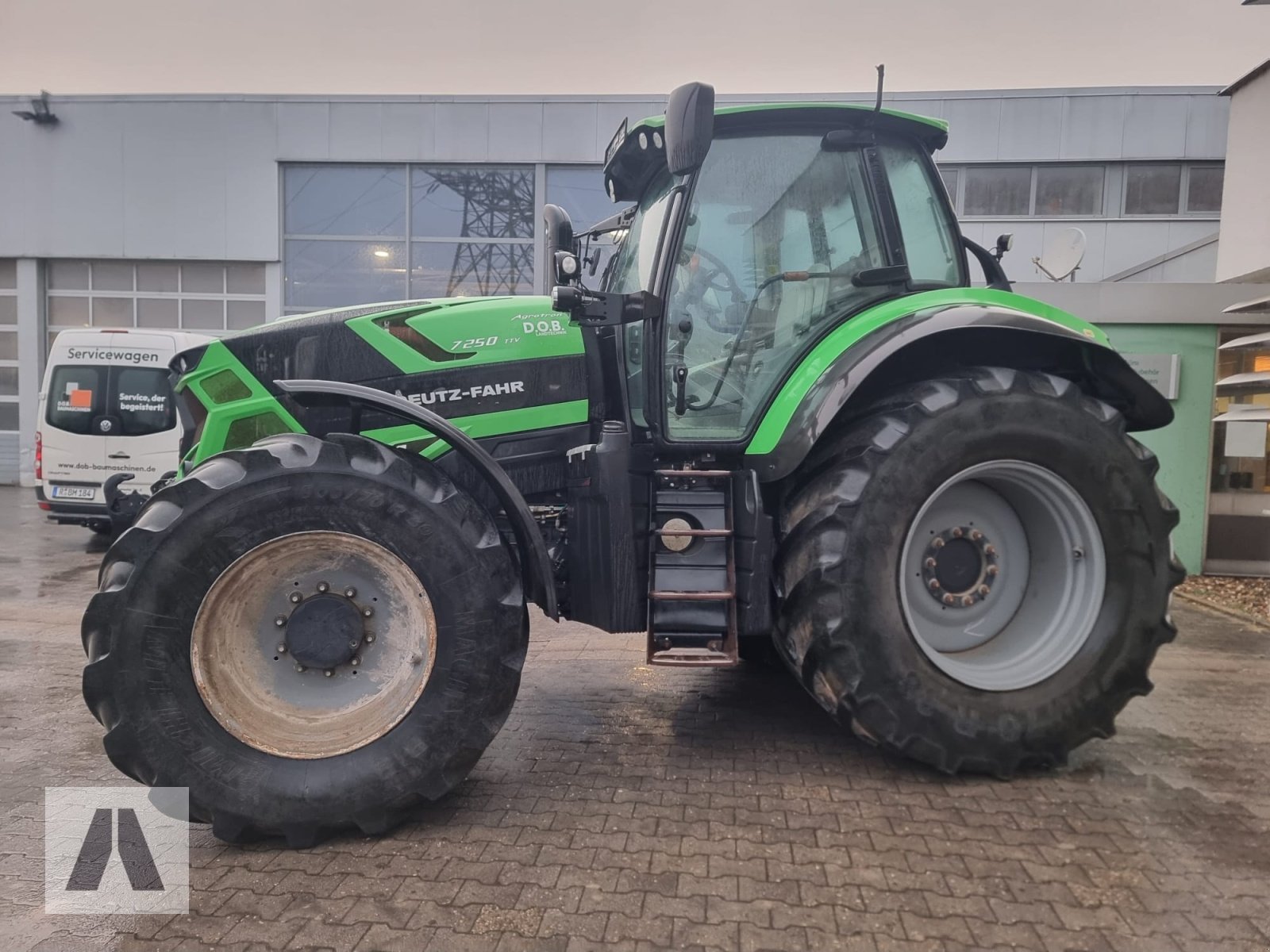 Traktor Türe ait Deutz Agrotron 7250 TTV, Gebrauchtmaschine içinde Regensburg (resim 15)
