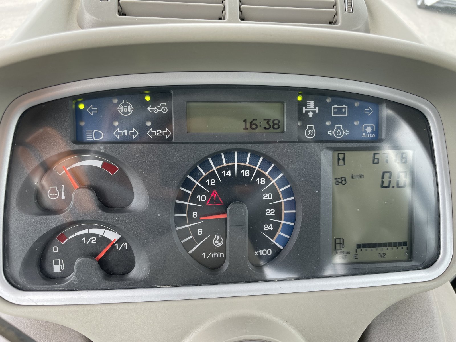 Traktor of the type Deutz Agrotron 7250 TTV, Gebrauchtmaschine in Dannstadt-Schauernheim (Picture 10)