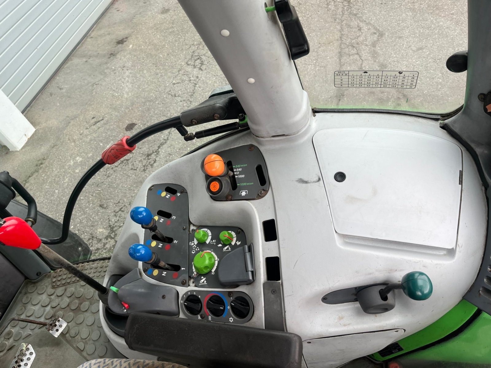 Traktor типа Deutz Agrotron 85, Gebrauchtmaschine в Frastanz (Фотография 8)