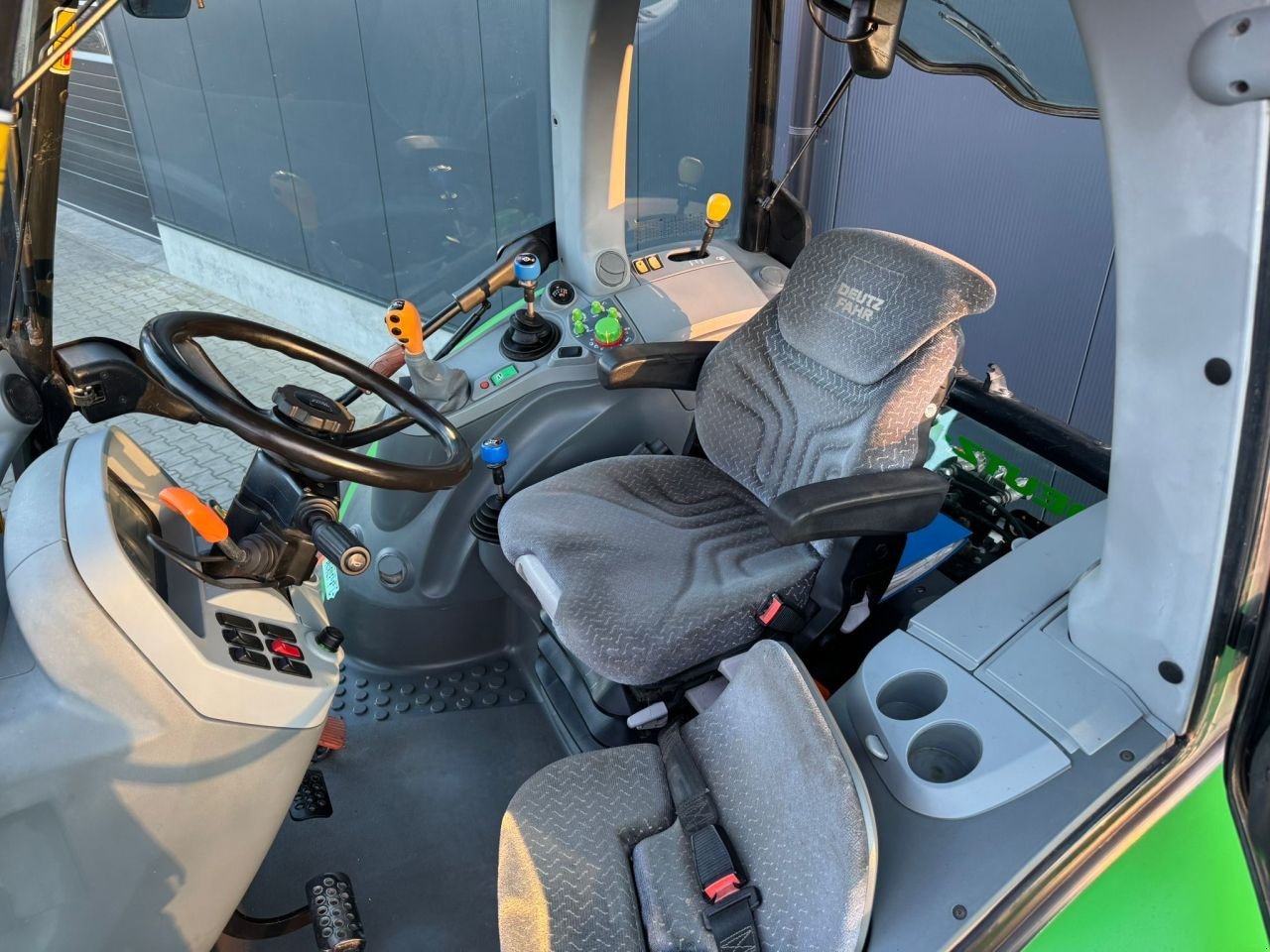 Traktor del tipo Deutz Agrotron K610, Gebrauchtmaschine en Daarle (Imagen 9)