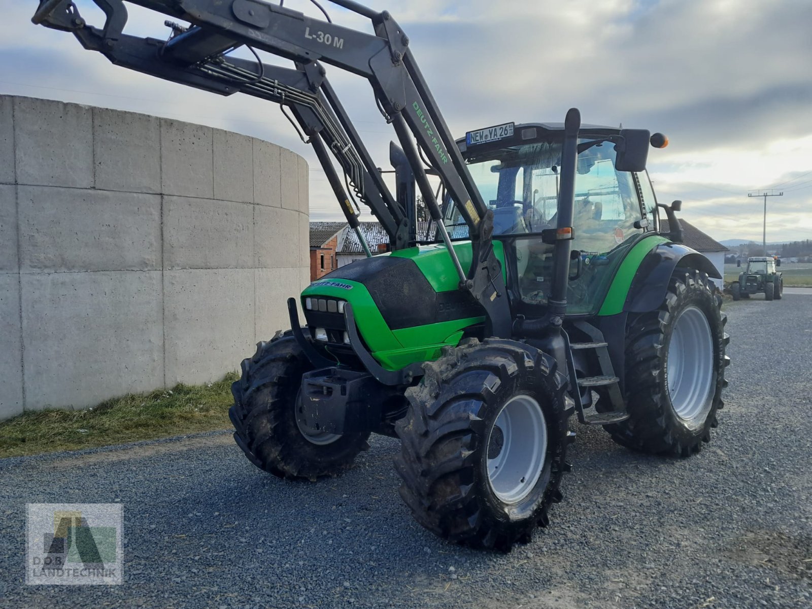 Traktor типа Deutz Agrotron M 600, Gebrauchtmaschine в Regensburg (Фотография 2)