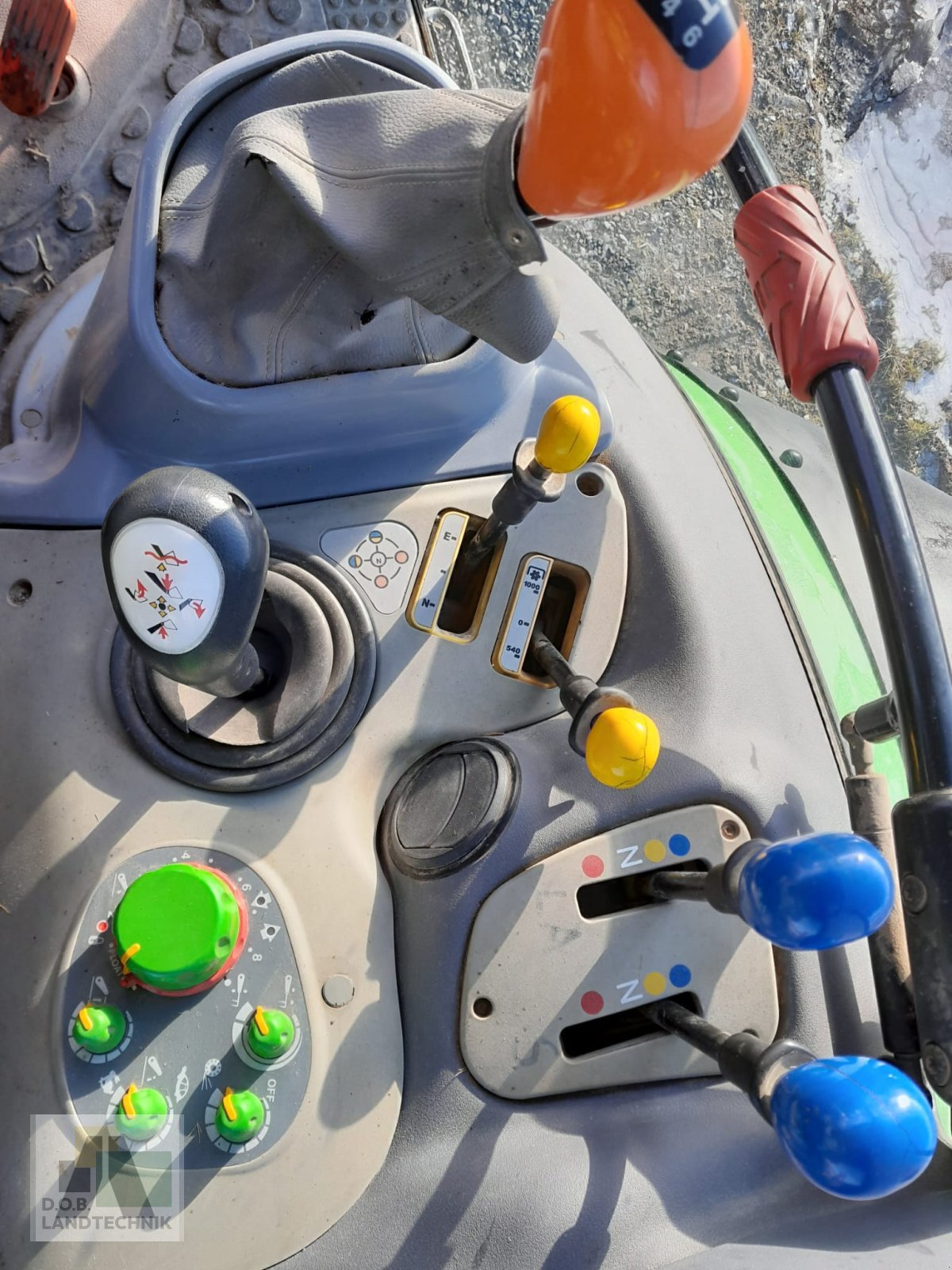 Traktor типа Deutz Agrotron M 600, Gebrauchtmaschine в Regensburg (Фотография 12)