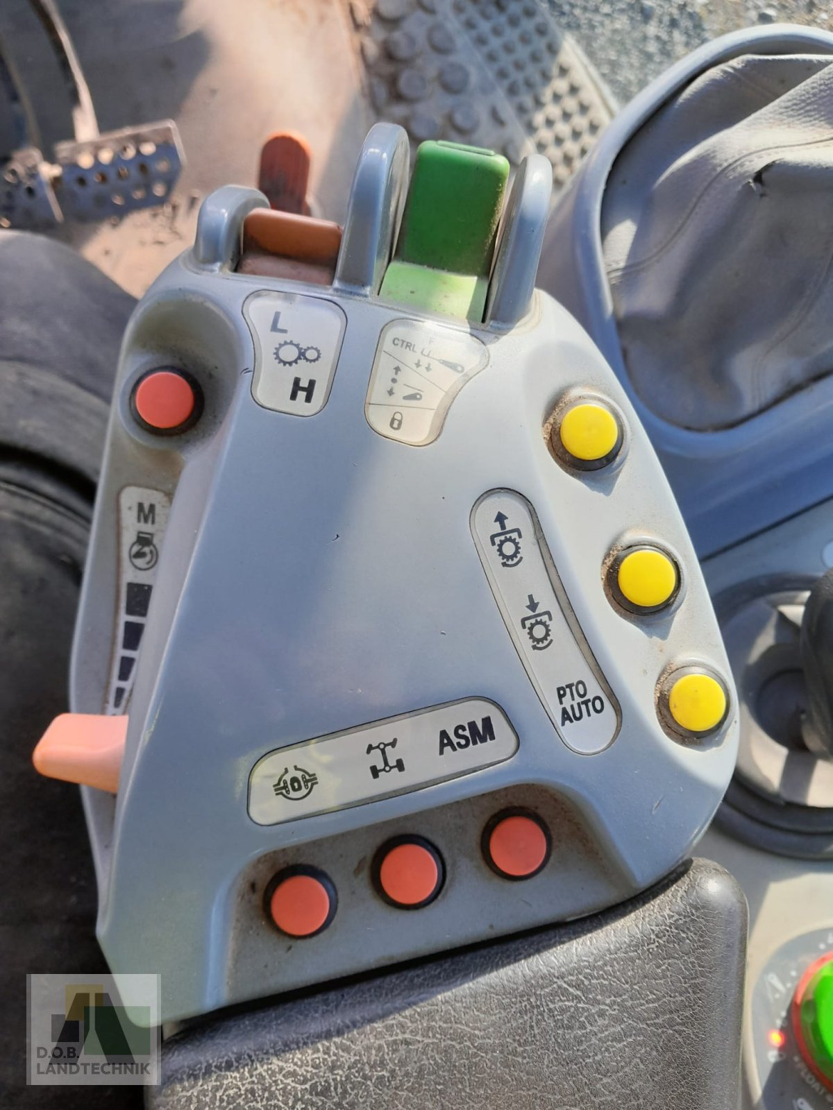 Traktor типа Deutz Agrotron M 600, Gebrauchtmaschine в Regensburg (Фотография 13)