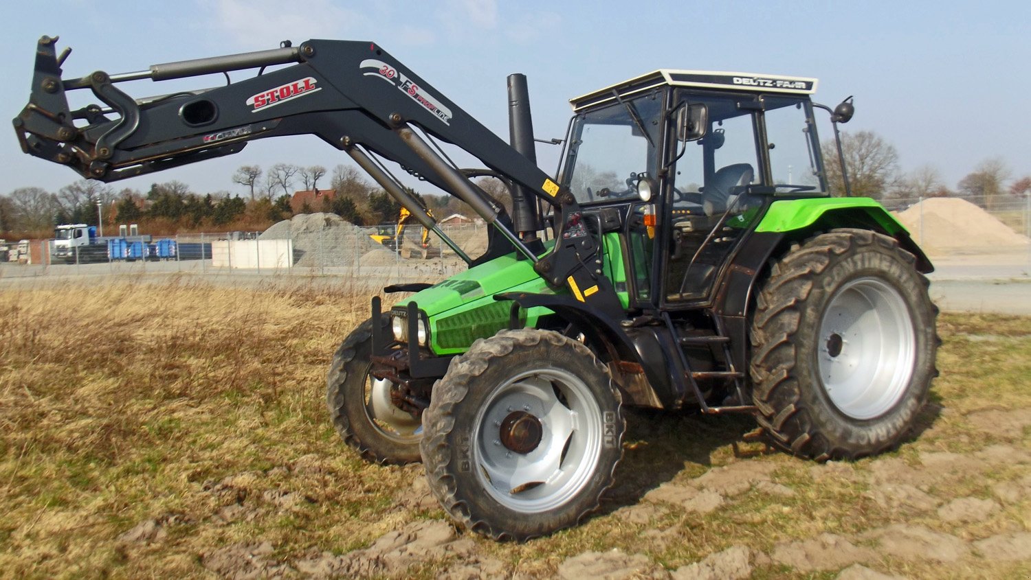 Traktor des Typs Deutz Agroxtra 4.57 Frontlader+Druckluft, Gebrauchtmaschine in Mittelsdorf (Bild 1)