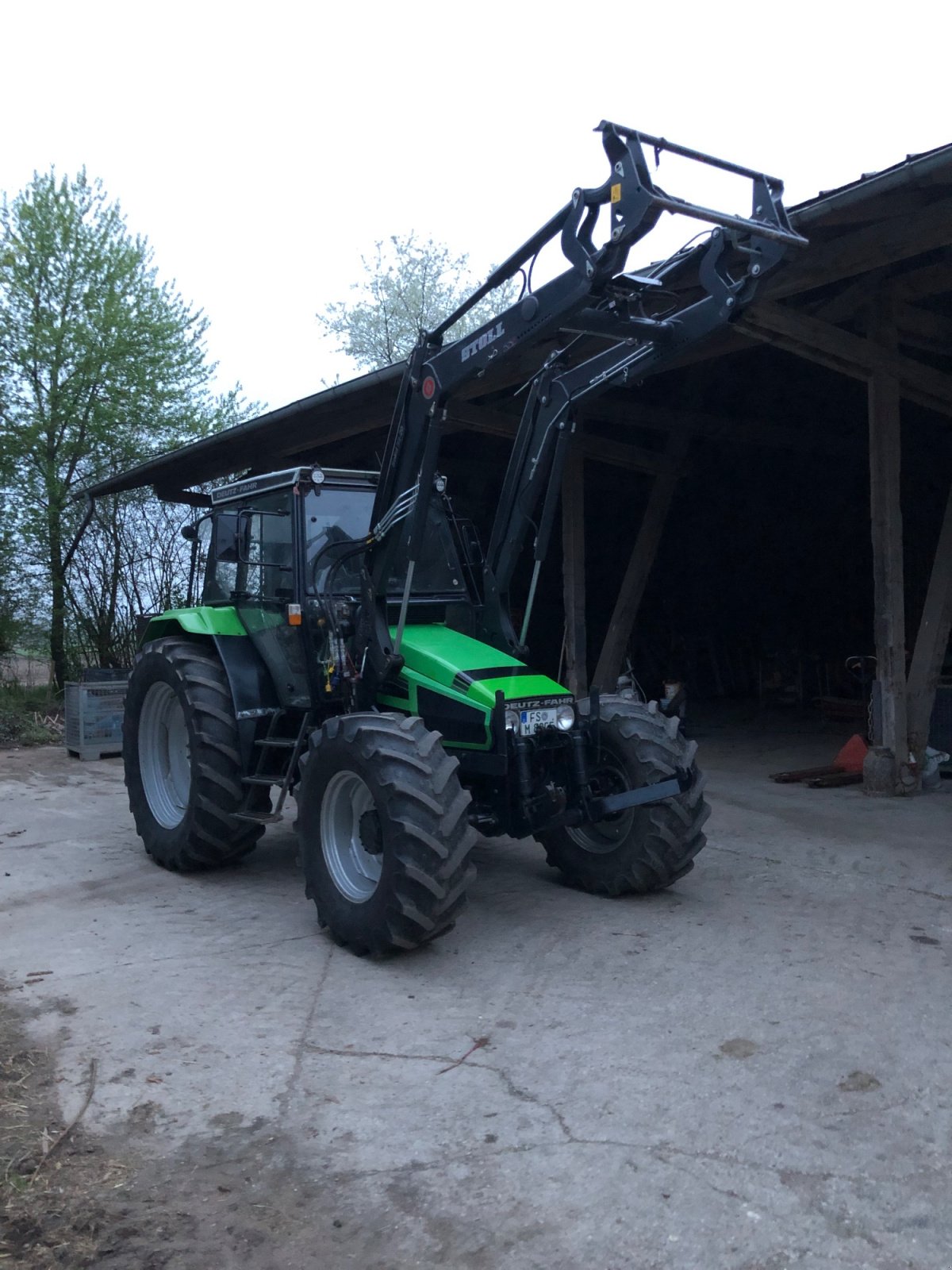 Traktor del tipo Deutz AgroXtra 4.57, Gebrauchtmaschine In Langenbach (Immagine 1)