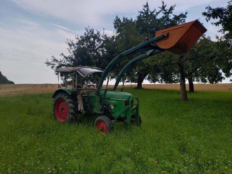Traktor des Typs Deutz D 40 Oldtimer m. Frontlader, Gebrauchtmaschine in Creglingen (Bild 1)