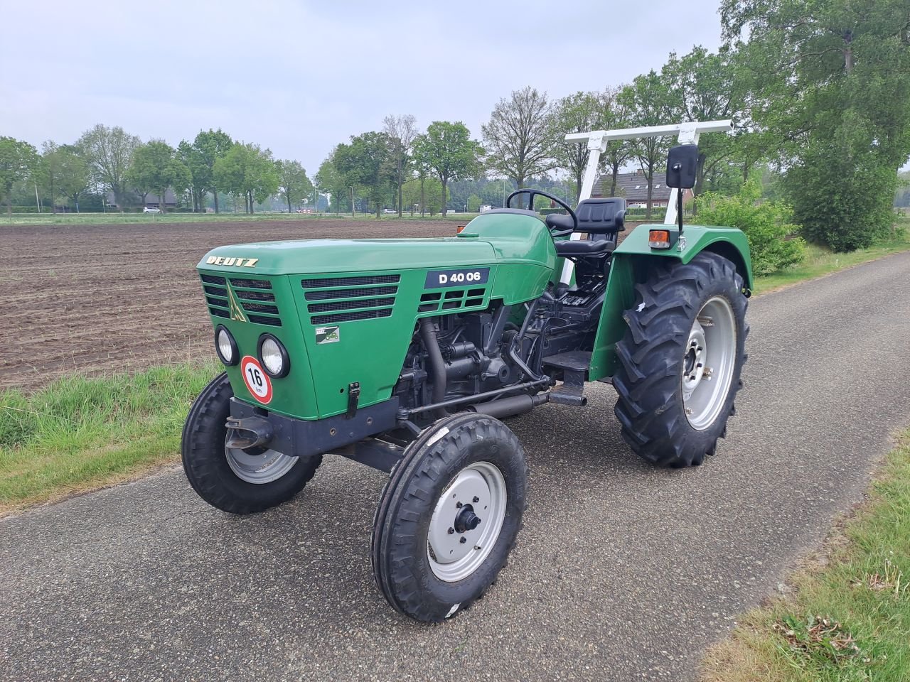 Traktor του τύπου Deutz D 4006, Gebrauchtmaschine σε Wierden (Φωτογραφία 1)