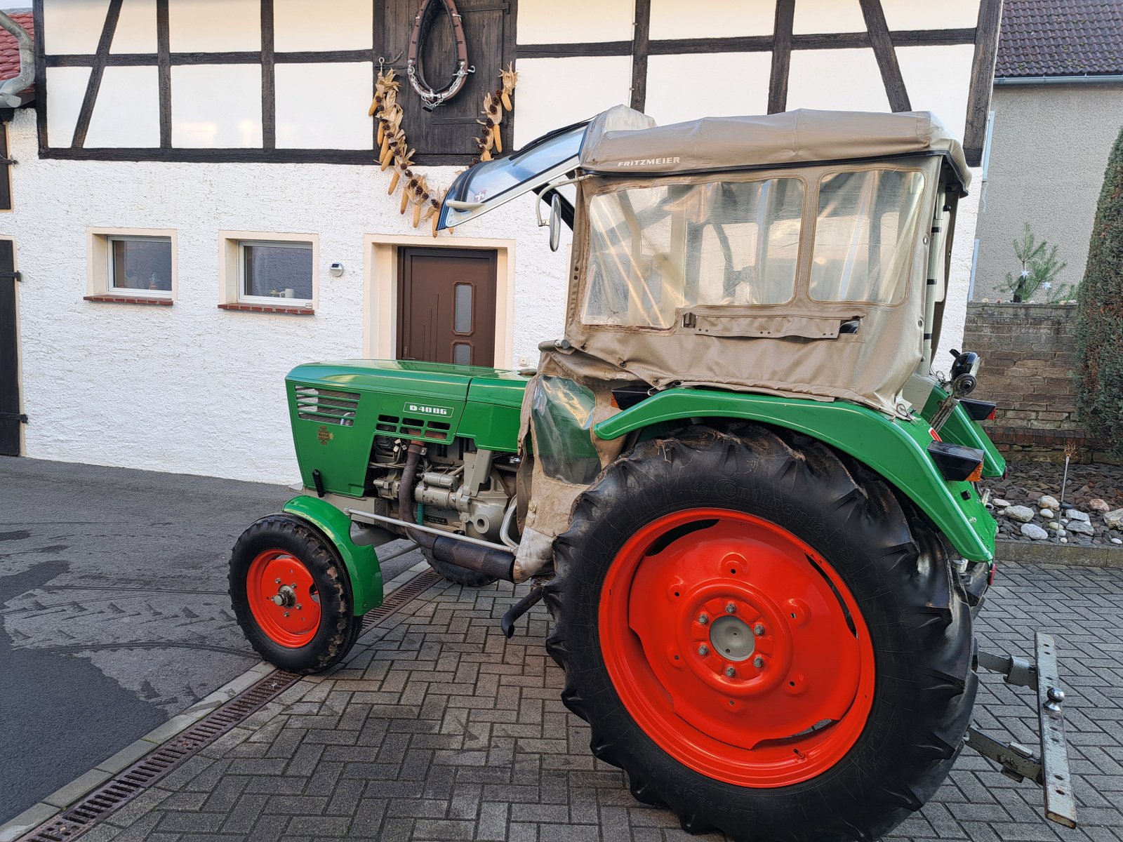 Traktor des Typs Deutz D 4006, Gebrauchtmaschine in Unterwellenborn (Bild 2)