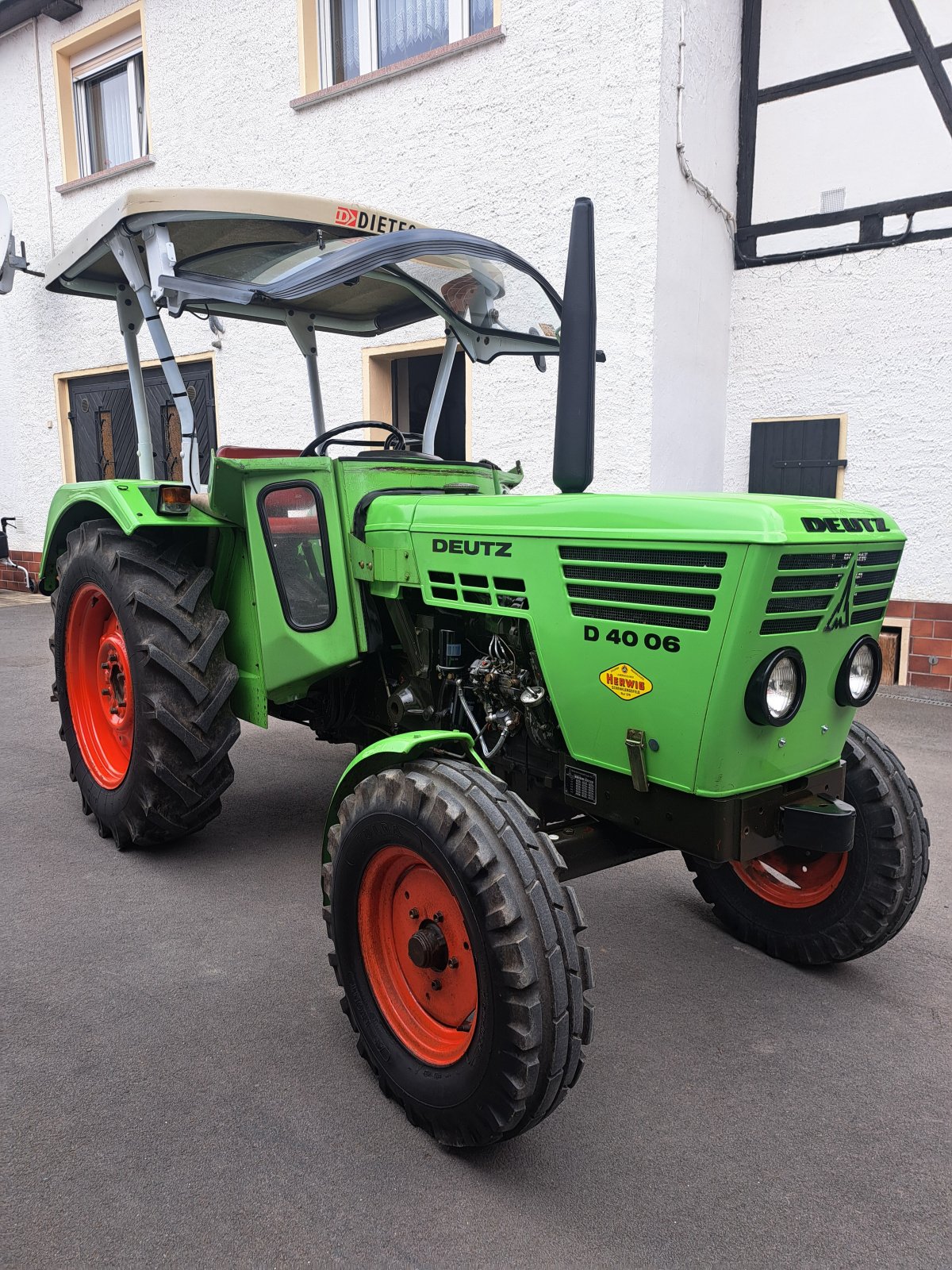 Traktor του τύπου Deutz D 4006, Gebrauchtmaschine σε Unterwellenborn (Φωτογραφία 1)