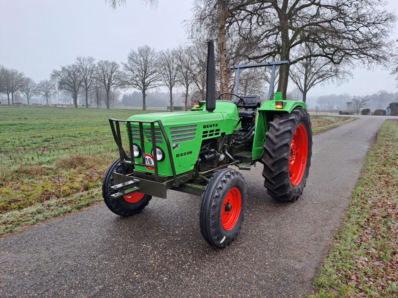 Traktor типа Deutz D 5206, Gebrauchtmaschine в Wierden (Фотография 1)