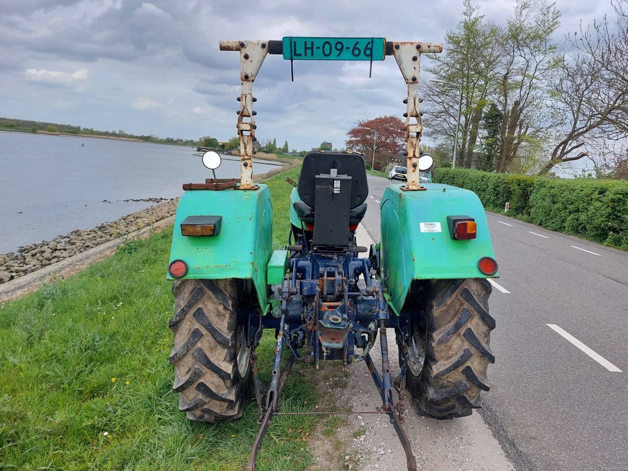Traktor des Typs Deutz D3006, Gebrauchtmaschine in Ouderkerk aan den IJssel (Bild 4)