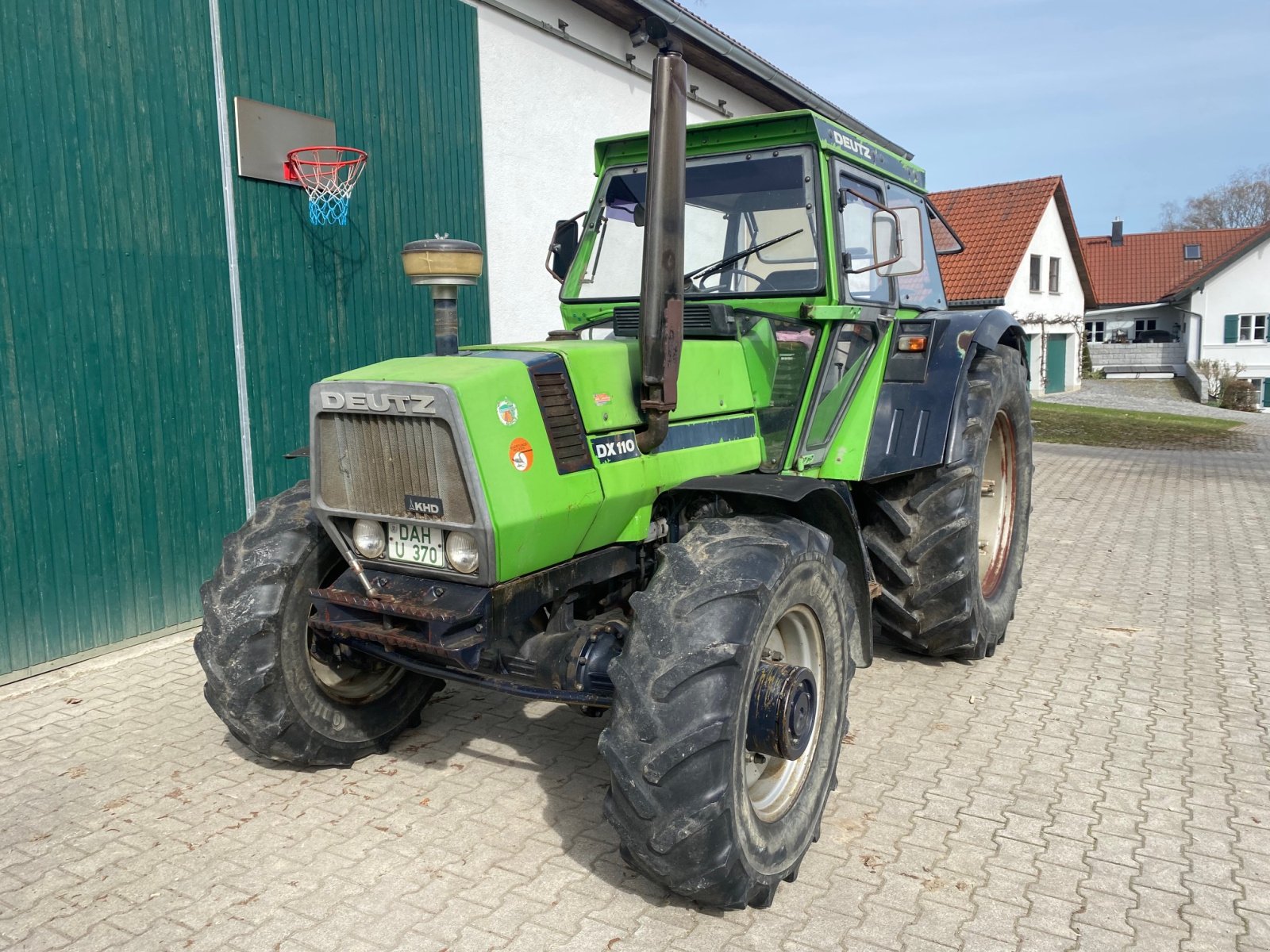 Traktor des Typs Deutz DX 110, Gebrauchtmaschine in Bergkirchen (Bild 2)