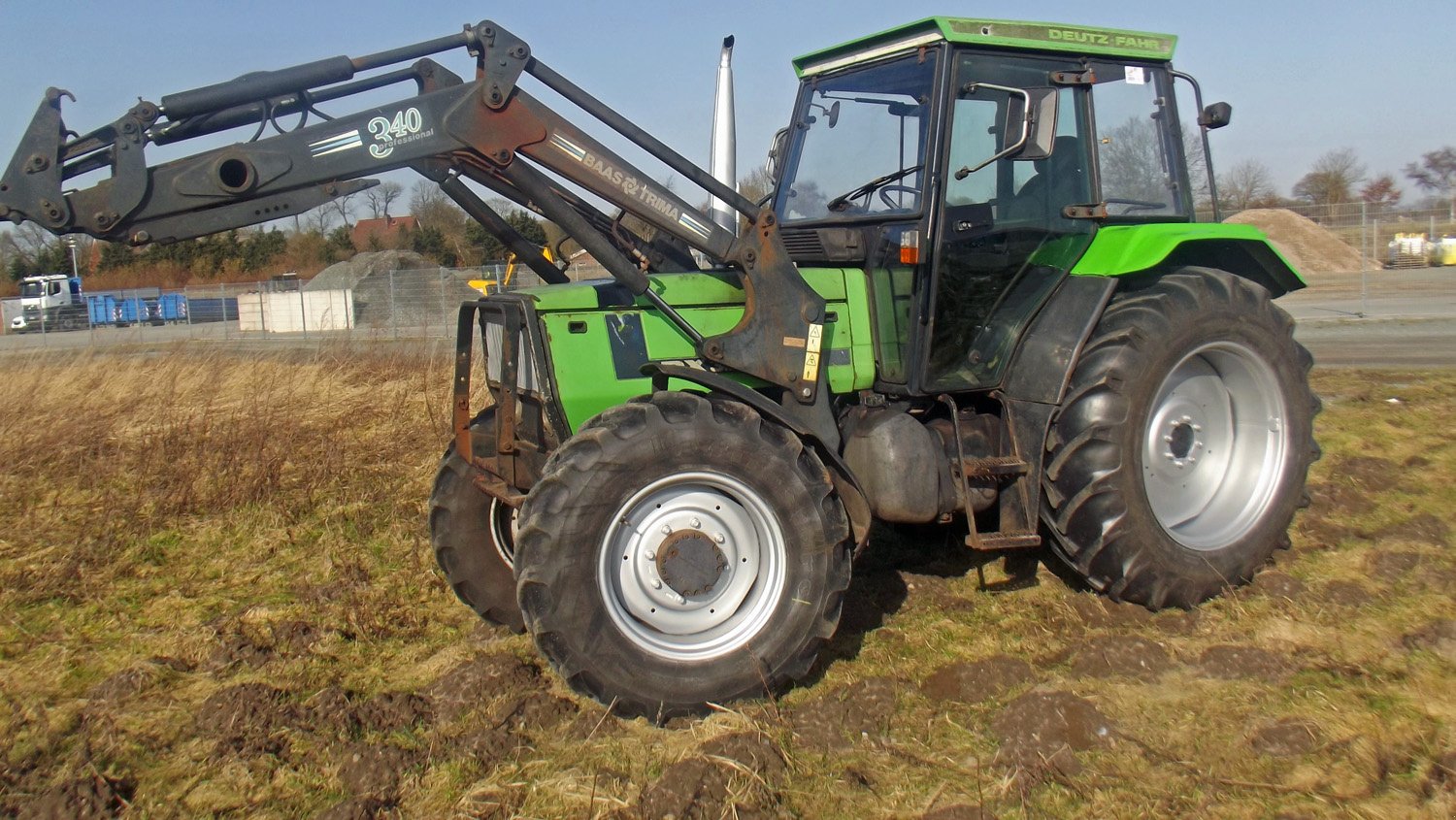 Traktor du type Deutz DX 3.70+ Frontlader, Gebrauchtmaschine en Mittelsdorf (Photo 2)
