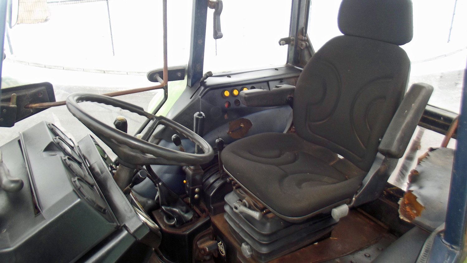 Traktor du type Deutz DX 3.70+ Frontlader, Gebrauchtmaschine en Mittelsdorf (Photo 6)