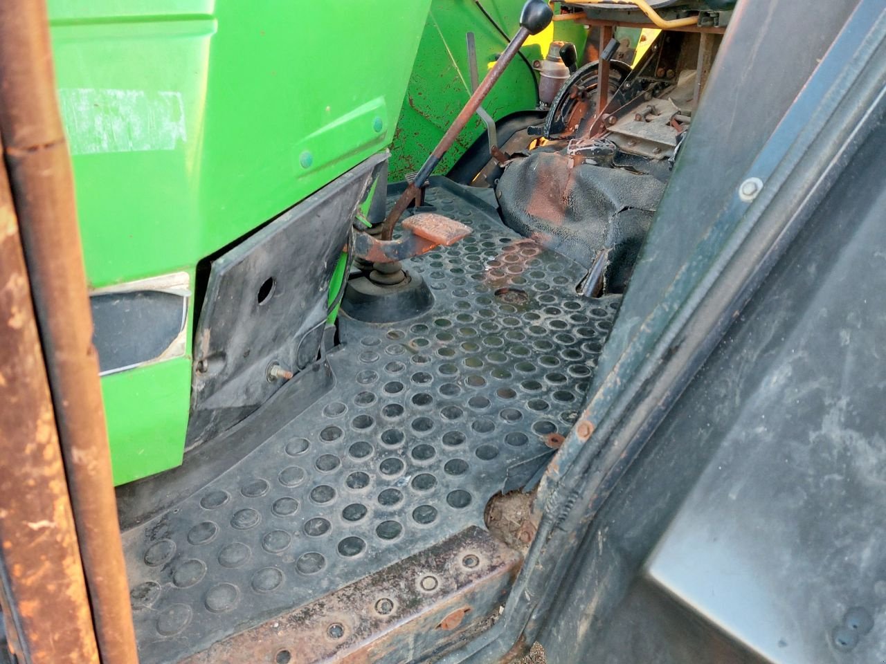 Traktor des Typs Deutz DX 3.70, Gebrauchtmaschine in Ouderkerk aan den IJssel (Bild 9)