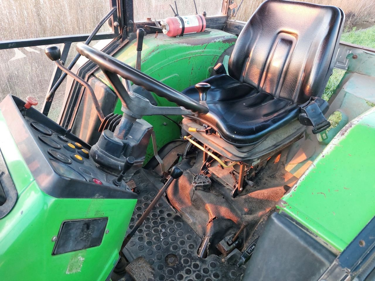 Traktor des Typs Deutz DX 3.70, Gebrauchtmaschine in Ouderkerk aan den IJssel (Bild 7)