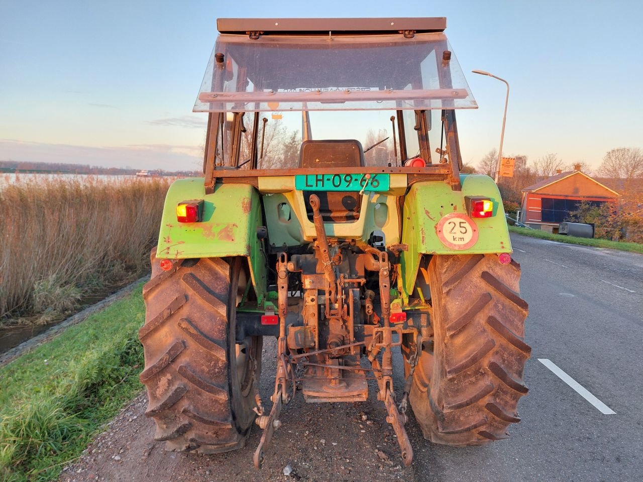 Traktor des Typs Deutz DX 3.70, Gebrauchtmaschine in Ouderkerk aan den IJssel (Bild 4)