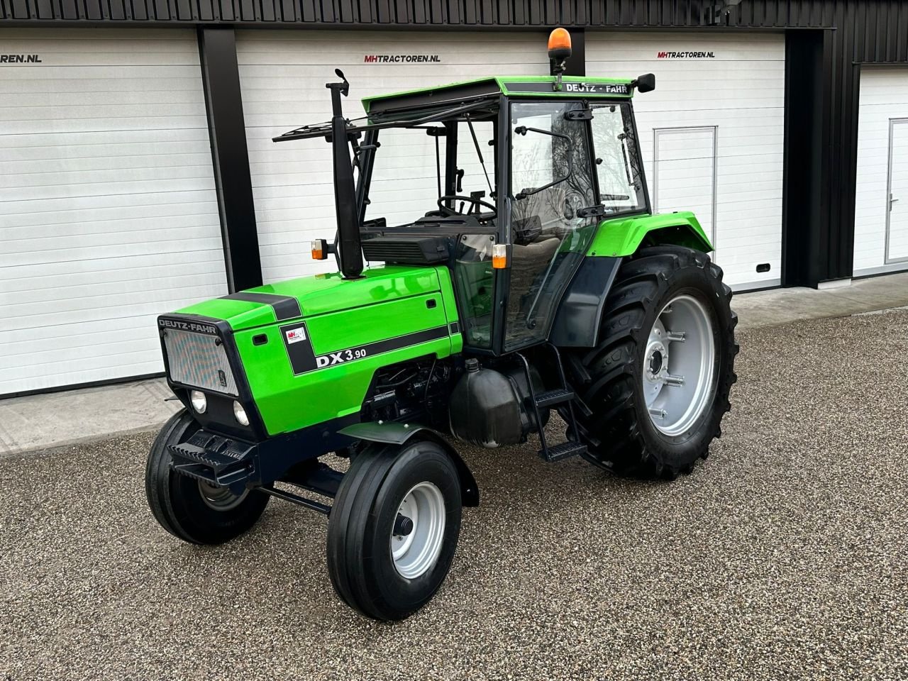 Traktor типа Deutz DX 3.90, Gebrauchtmaschine в Linde (dr) (Фотография 6)