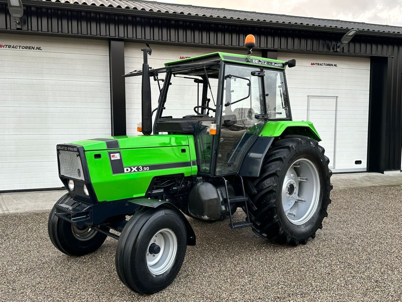 Traktor типа Deutz DX 3.90, Gebrauchtmaschine в Linde (dr) (Фотография 2)