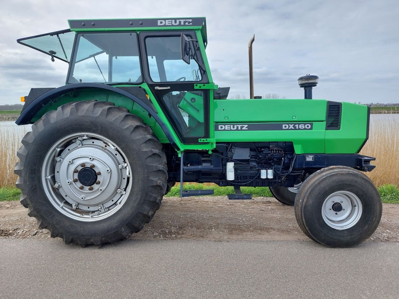 Traktor del tipo Deutz DX160, Gebrauchtmaschine In Ouderkerk aan den IJssel (Immagine 3)