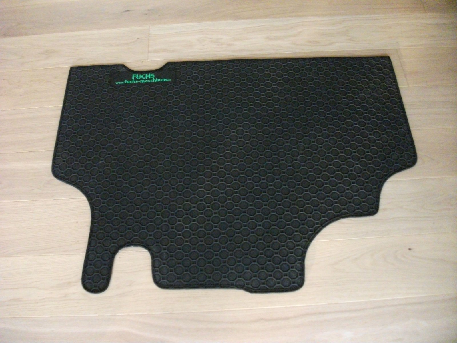 Traktor des Typs Deutz Fußmatte DX; Agrotron usw., Neumaschine in Laaber (Bild 4)