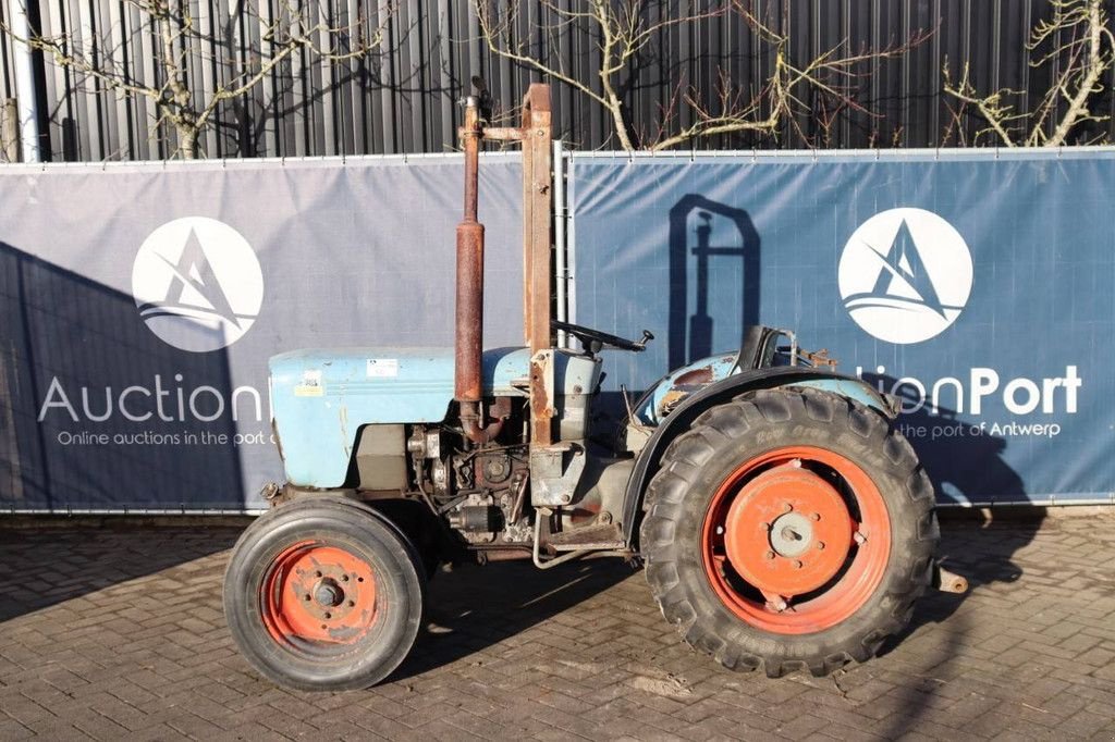 Traktor типа Eicher 3705/74, Gebrauchtmaschine в Antwerpen (Фотография 2)