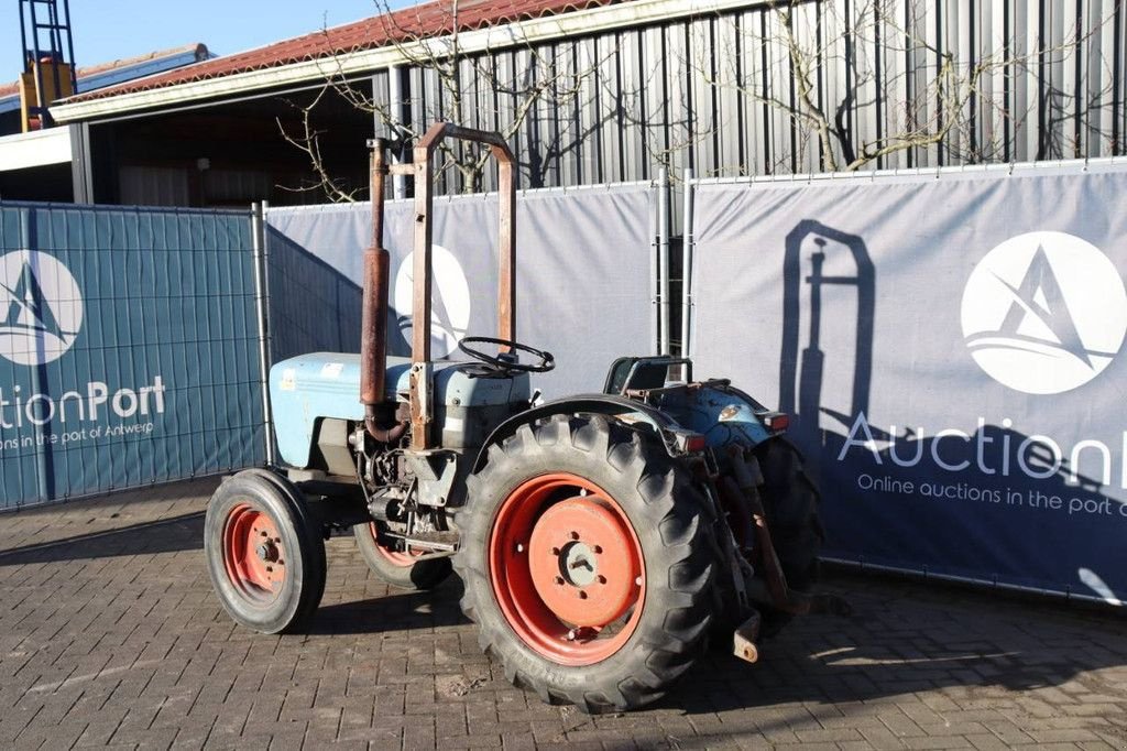 Traktor типа Eicher 3705/74, Gebrauchtmaschine в Antwerpen (Фотография 4)
