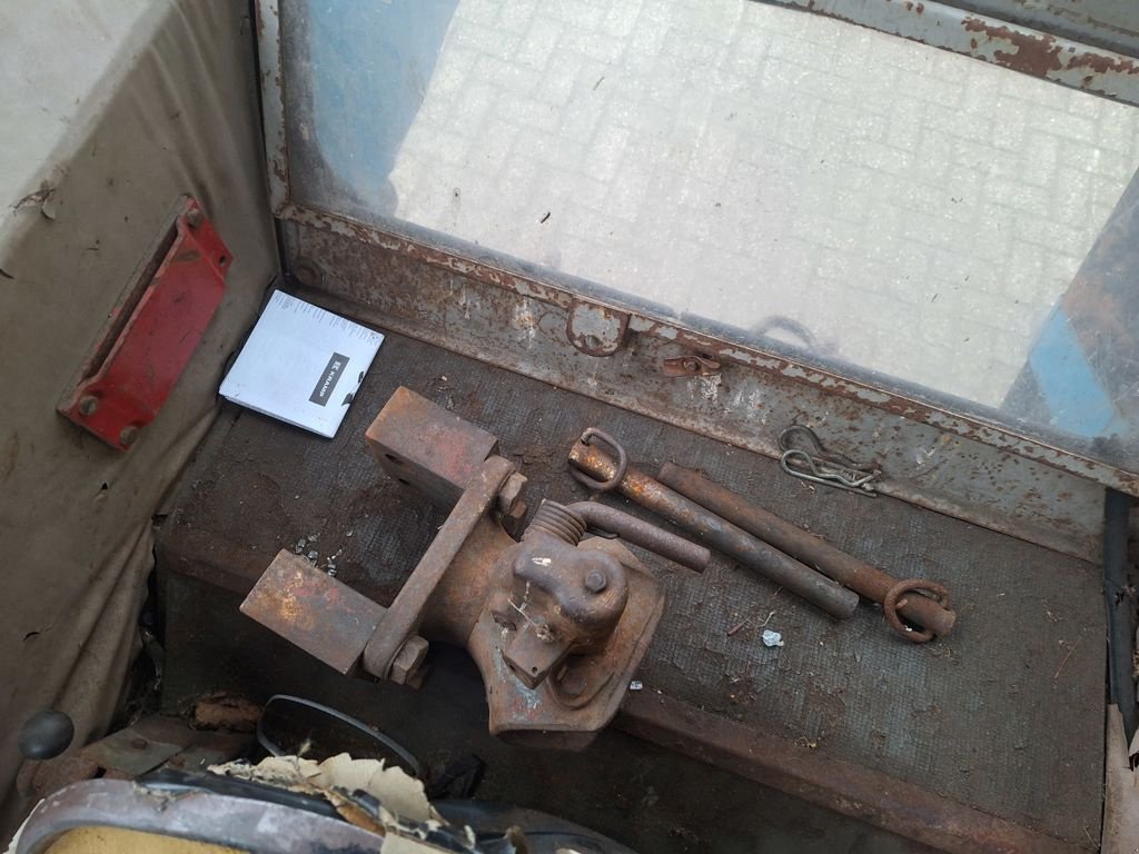 Traktor van het type Eicher 4072 met voorlader, Gebrauchtmaschine in Wenum Wiesel (Foto 7)