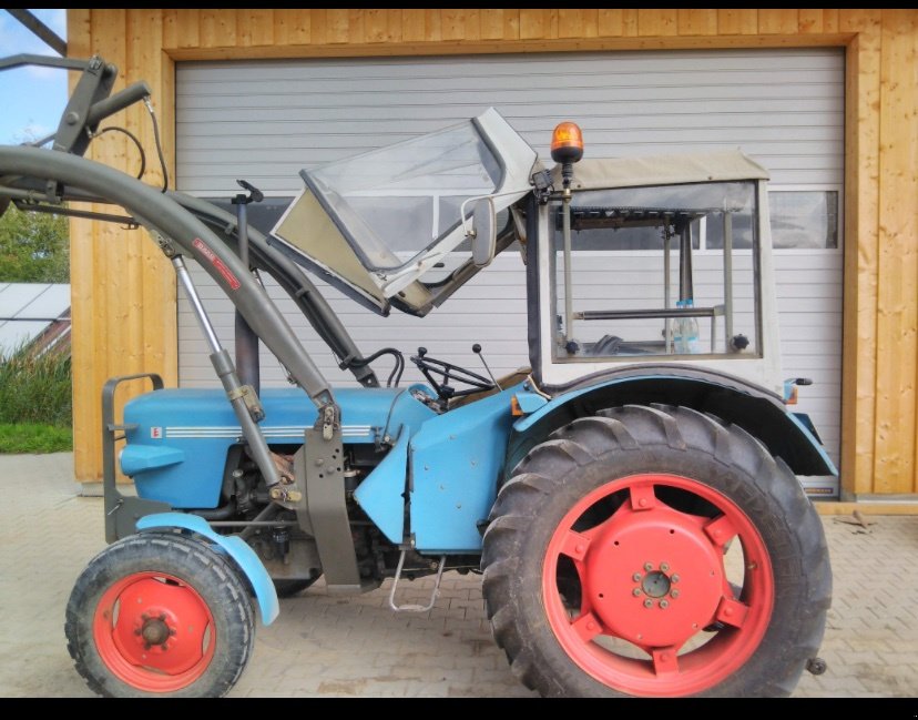 Traktor типа Eicher Königstiger 74 3253, Gebrauchtmaschine в Landau an der Isar  (Фотография 1)