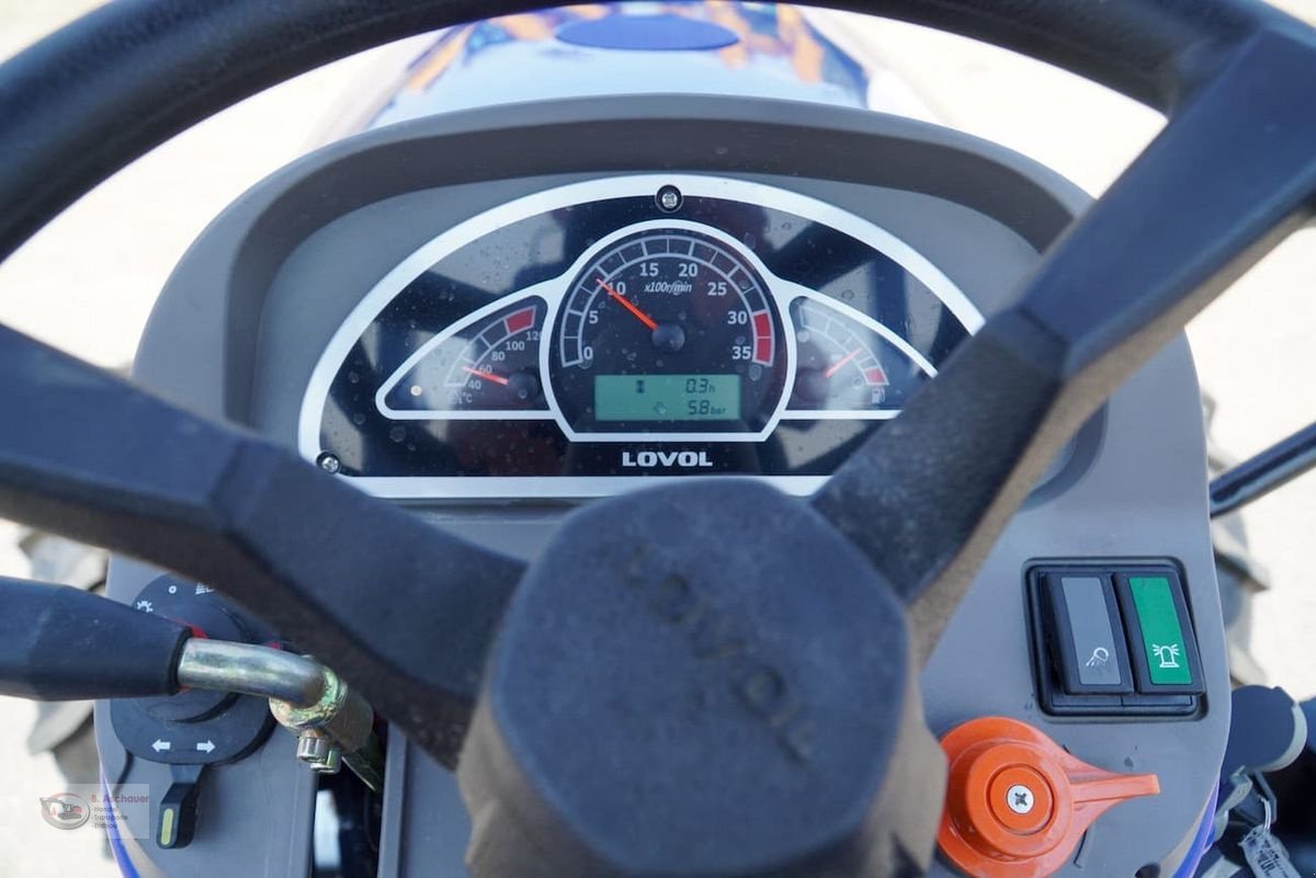 Traktor of the type Eurotrac Lovol M404R, Neumaschine in Dimbach (Picture 14)