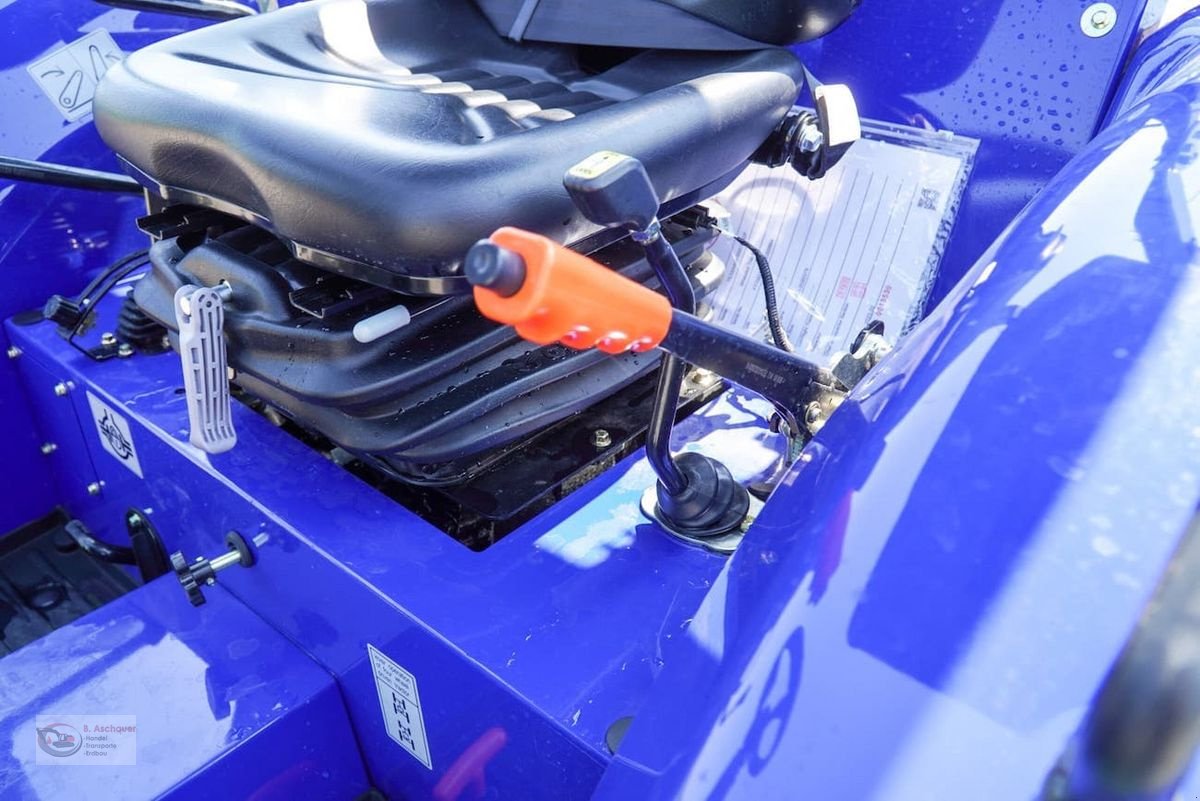 Traktor of the type Eurotrac Lovol M404R, Neumaschine in Dimbach (Picture 18)