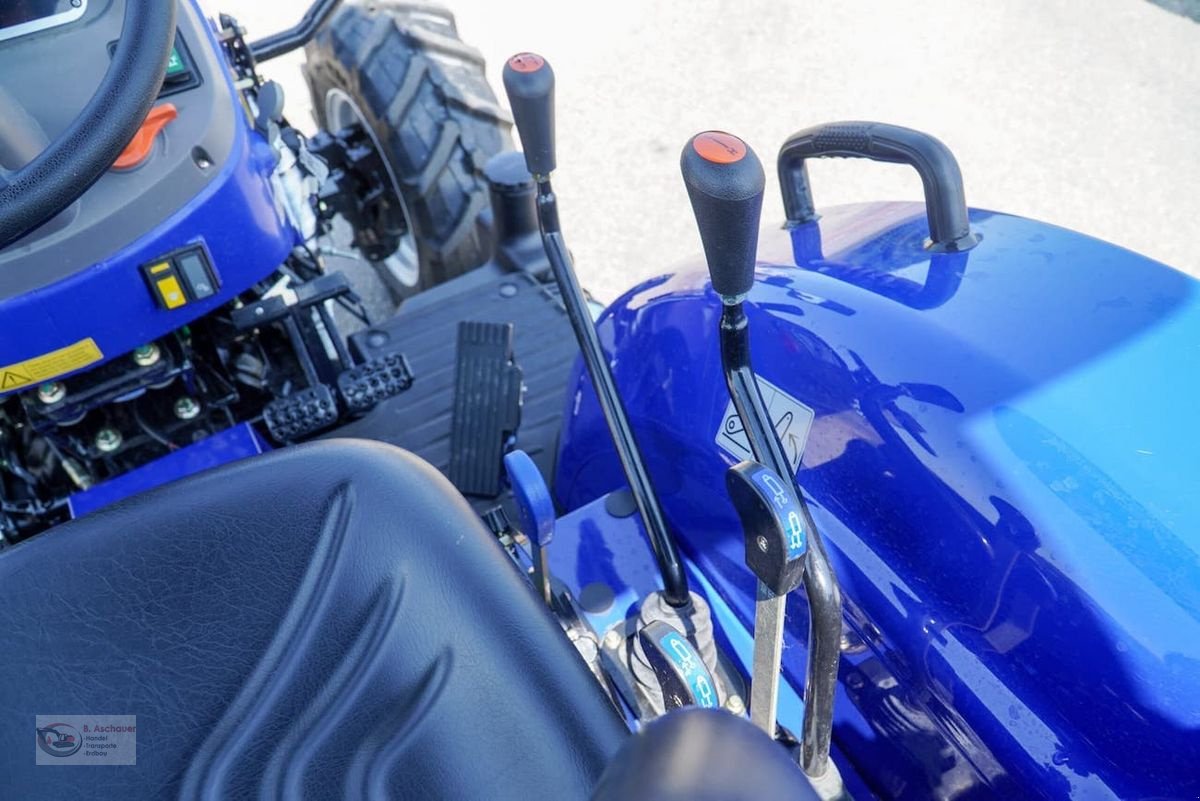 Traktor of the type Eurotrac Lovol M404R, Neumaschine in Dimbach (Picture 10)