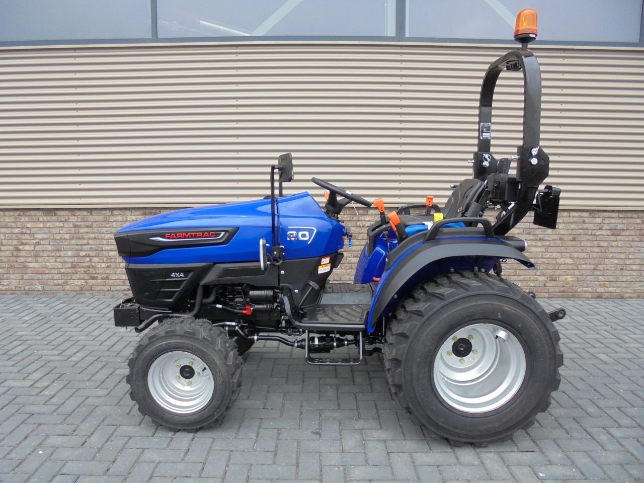 Traktor типа Farmtrac 20, Gebrauchtmaschine в Houten (Фотография 4)