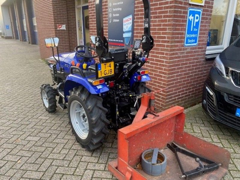 Traktor Türe ait Farmtrac 22PK manueel geschakeld, Gebrauchtmaschine içinde Harderwijk (resim 3)