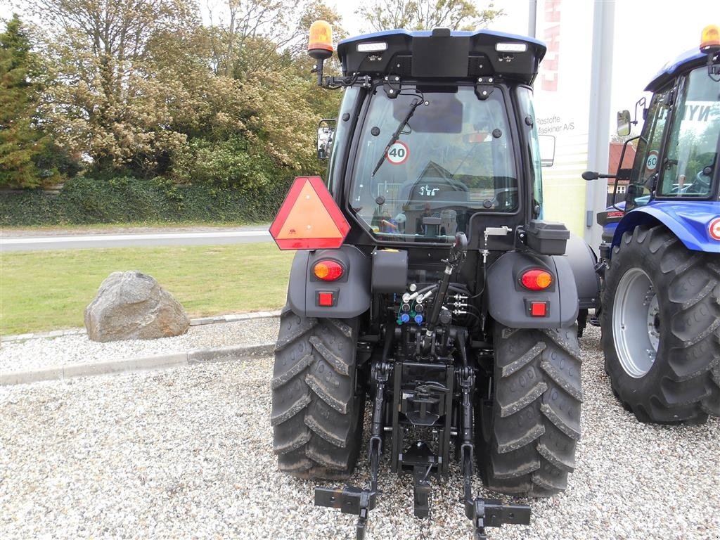 Traktor del tipo Farmtrac FT 6075 EN Narrow 4WD, Gebrauchtmaschine en Mern (Imagen 4)