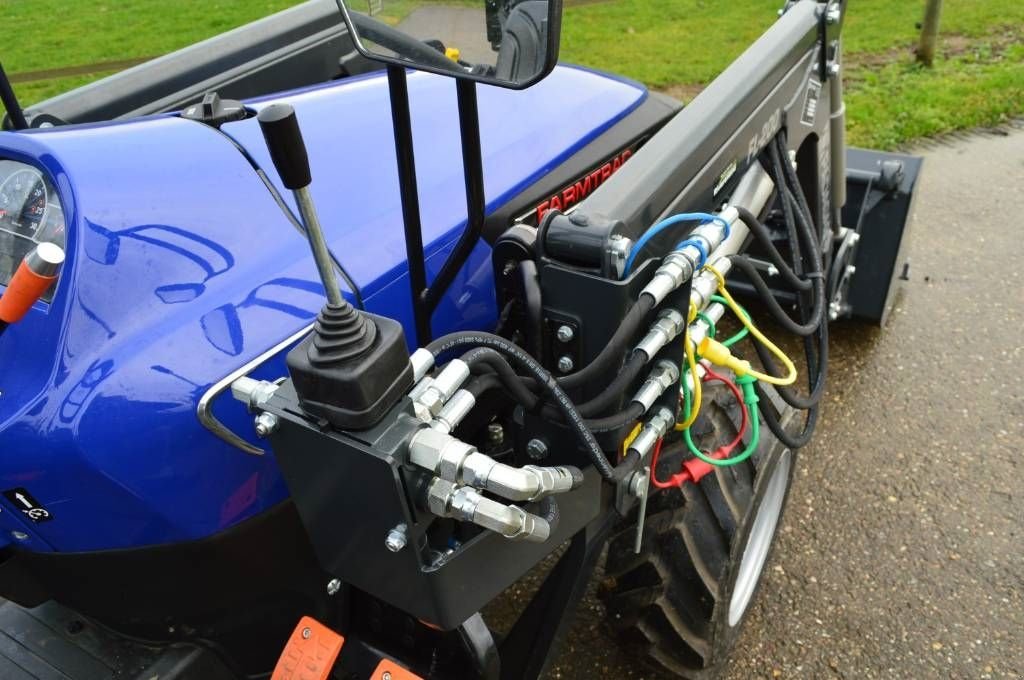 Traktor типа Farmtrac FT26 HST + voorlader compacttractor, Neumaschine в Erichem (Фотография 10)