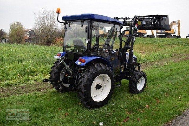 Traktor des Typs Farmtrac Lovol M254C, Neumaschine in Dimbach (Bild 3)