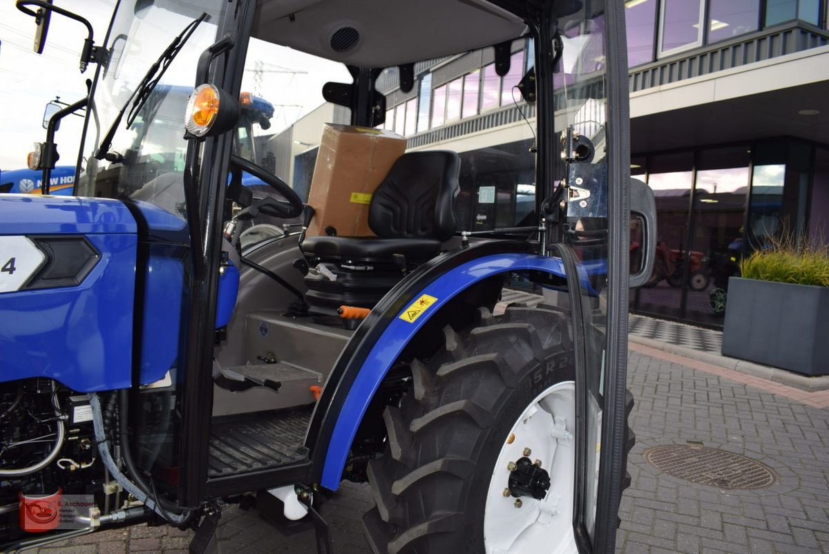 Traktor des Typs Farmtrac Lovol M254C, Neumaschine in Dimbach (Bild 4)