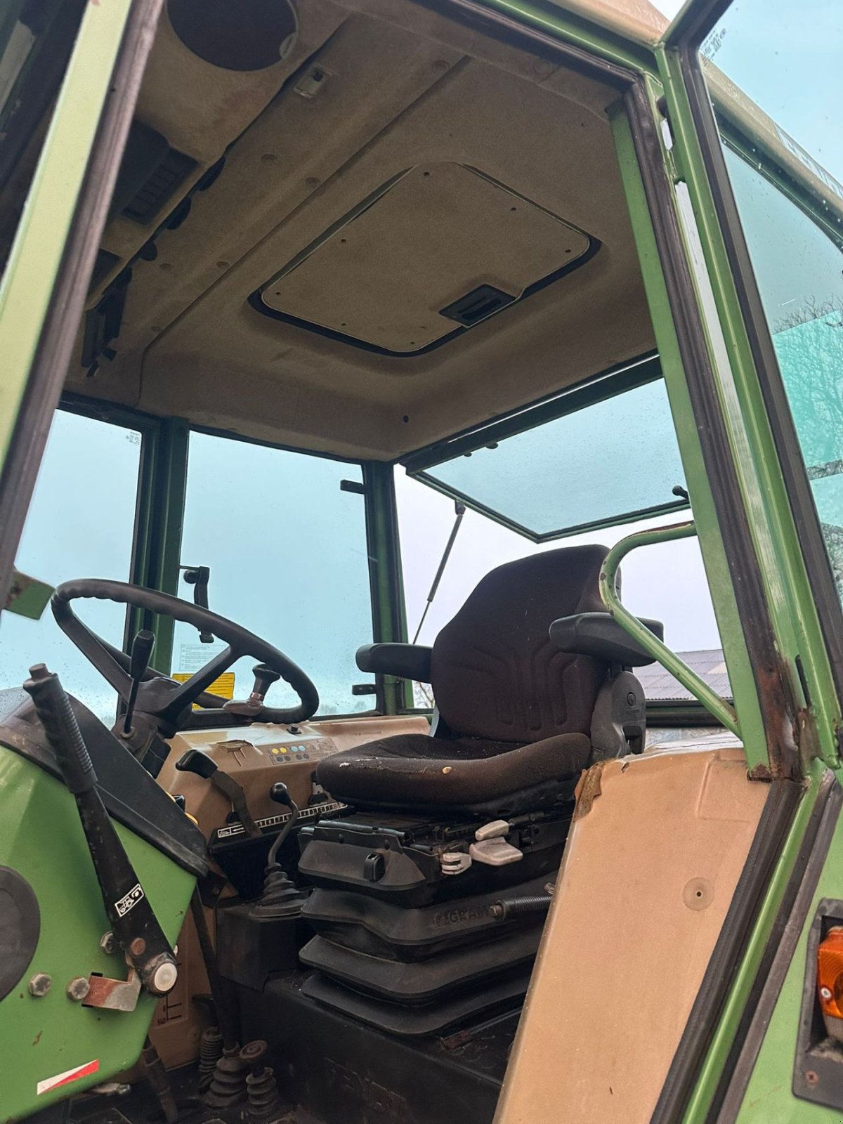 Traktor van het type Fendt -, Gebrauchtmaschine in zwolle (Foto 5)