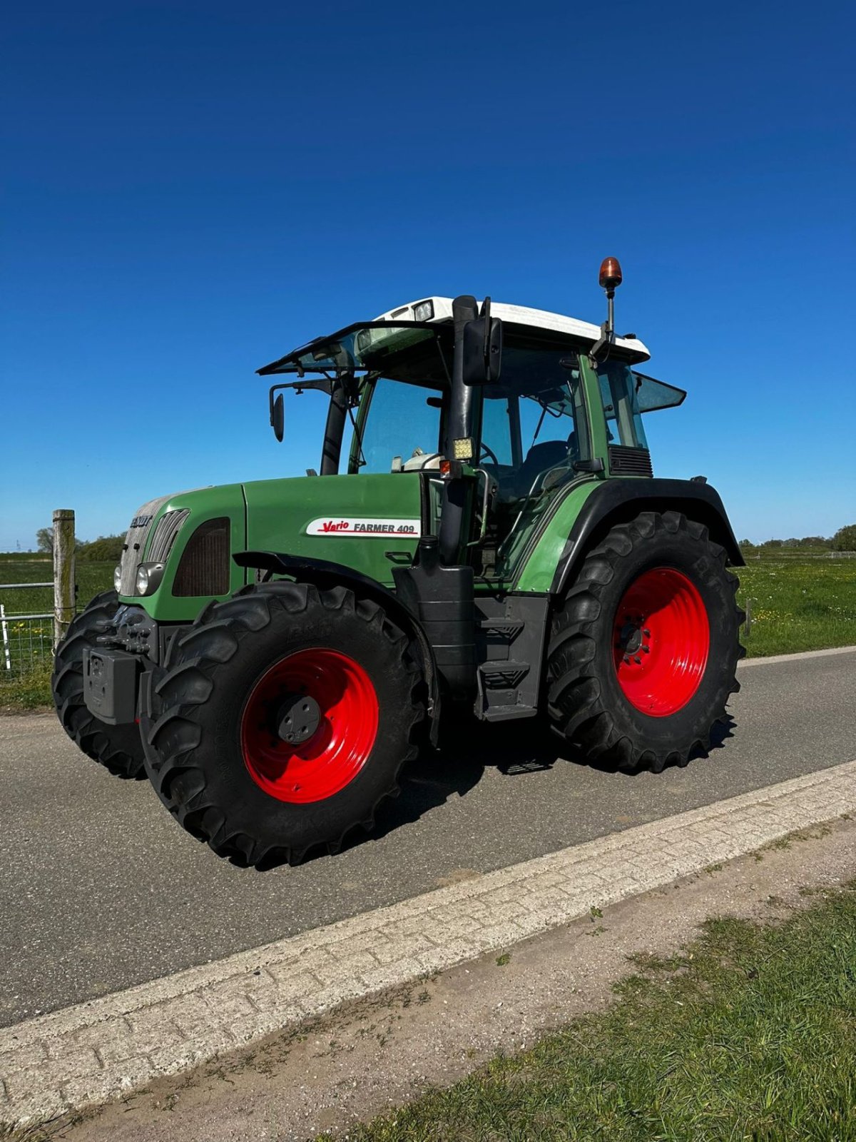 Traktor du type Fendt -, Gebrauchtmaschine en zwolle (Photo 1)