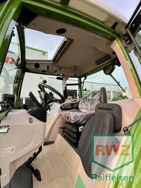 Traktor типа Fendt * Fendt 211 S  Profi + Setting 2 *, Ausstellungsmaschine в Rommerskirchen (Фотография 9)