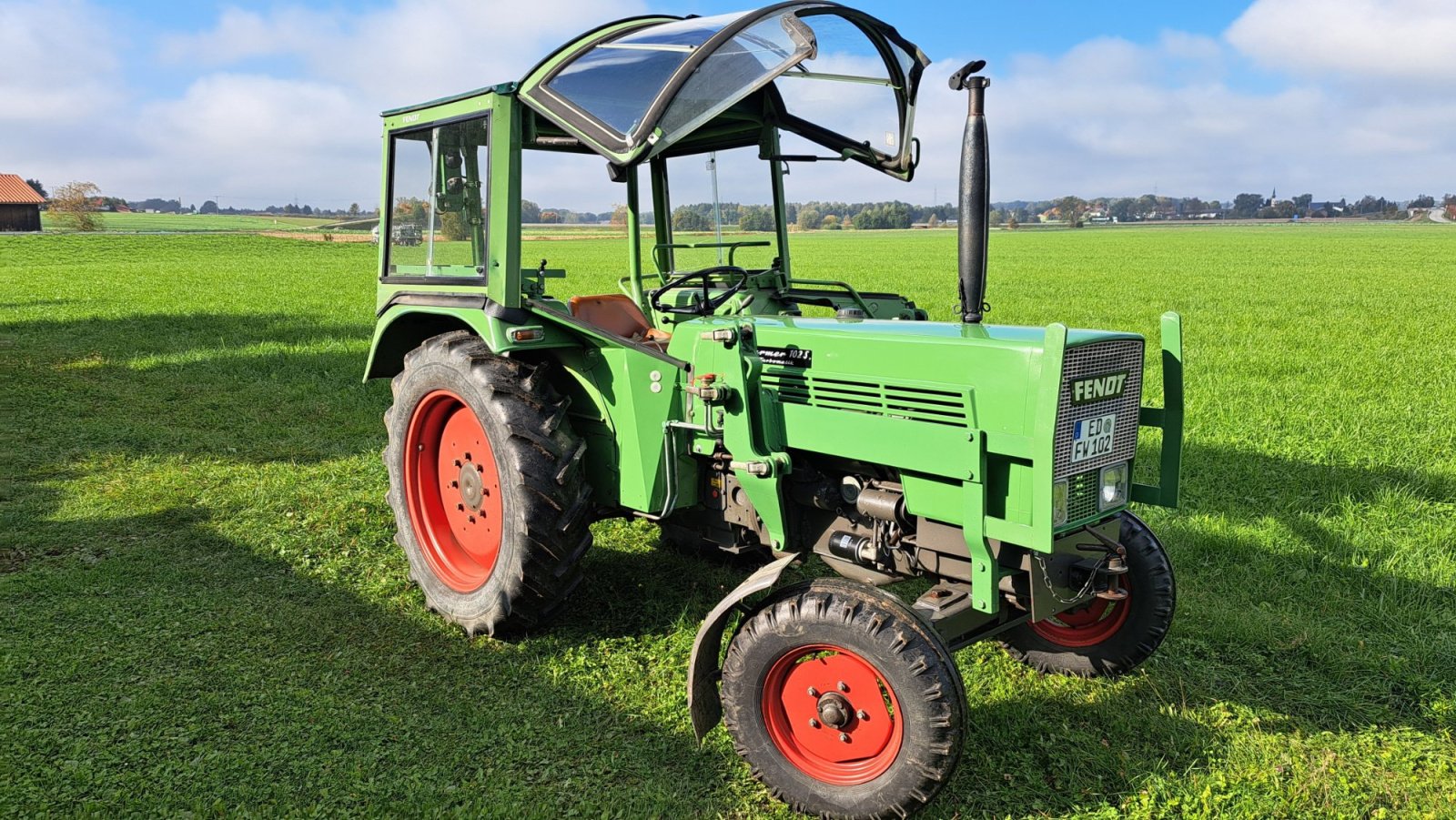 Traktor typu Fendt 102S, Gebrauchtmaschine v Pastetten (Obrázek 2)